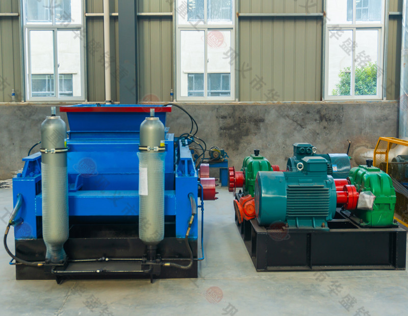 破碎煤矸石的雙齒輥破碎機(jī)廠家如何選擇?